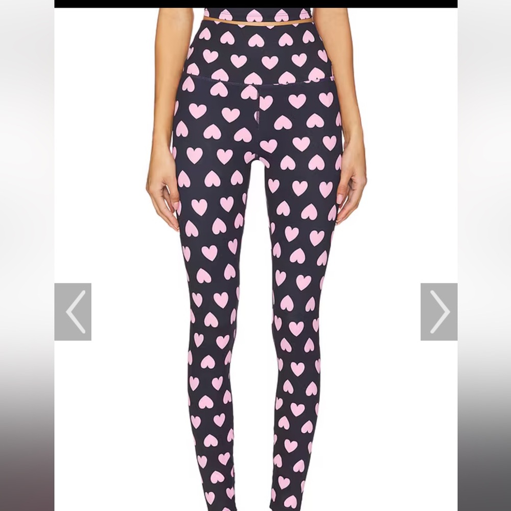 Beach Riot Heart Leggings - Picture 2 of 5